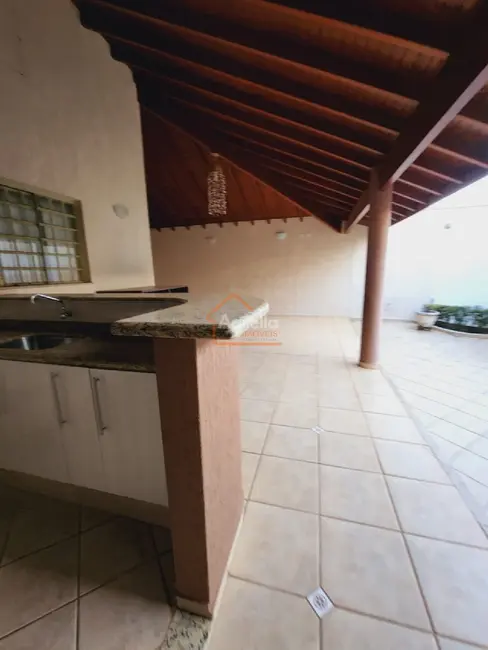 Foto 8 de Casa com 3 quartos à venda, 223m2 em Santa Cruz, Mogi Mirim - SP