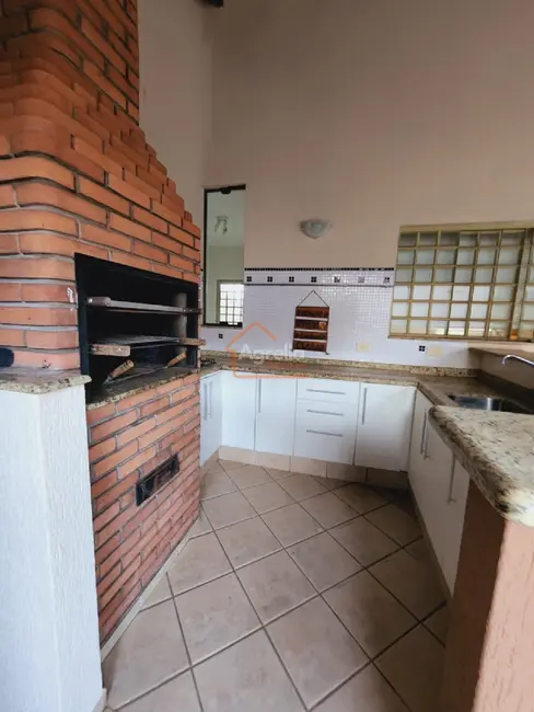 Foto 9 de Casa com 3 quartos à venda, 223m2 em Santa Cruz, Mogi Mirim - SP