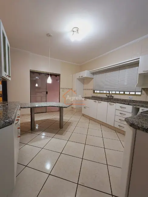 Foto 6 de Casa com 3 quartos à venda, 223m2 em Santa Cruz, Mogi Mirim - SP