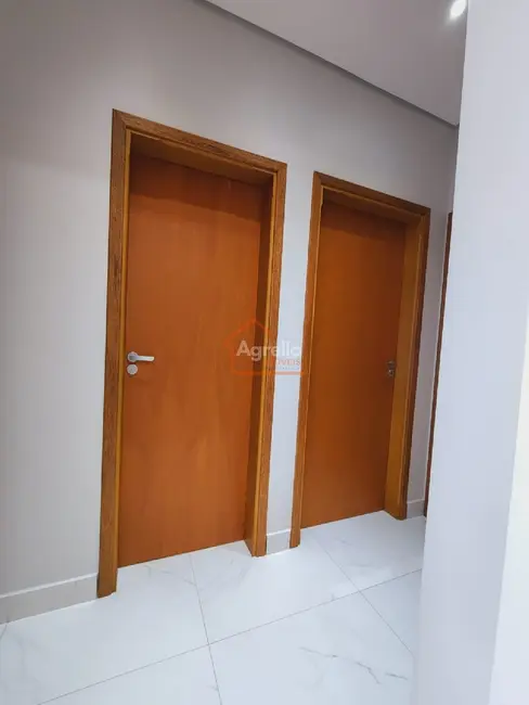 Foto 7 de Casa com 3 quartos à venda, 116m2 em Jardim Califórnia, Mogi Mirim - SP