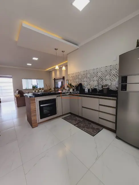 Foto 6 de Casa com 3 quartos à venda, 116m2 em Jardim Califórnia, Mogi Mirim - SP