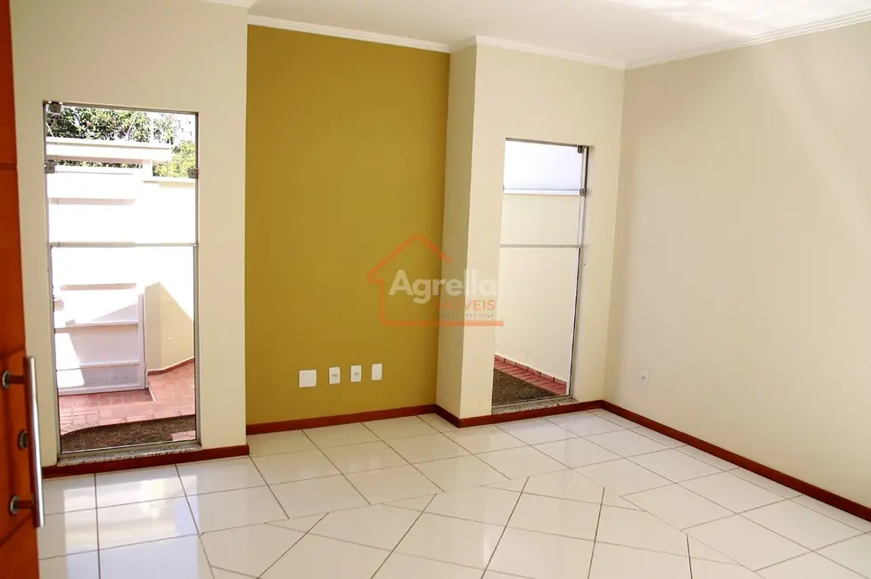 Casa com 3 quartos à venda em Jardim Santa Cruz, Mogi Mirim - SP - imagem 7 Foto 7 de Casa com 3 quartos à venda em Jardim Santa Cruz, Mogi Mirim - SP