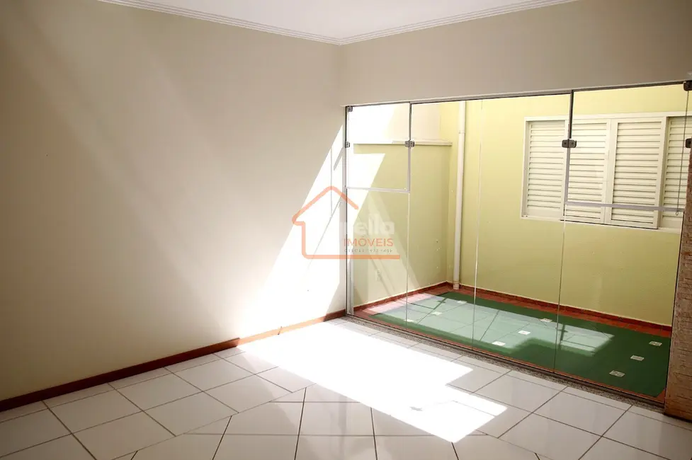 Casa com 3 quartos à venda em Jardim Santa Cruz, Mogi Mirim - SP - imagem 4 Foto 4 de Casa com 3 quartos à venda em Jardim Santa Cruz, Mogi Mirim - SP