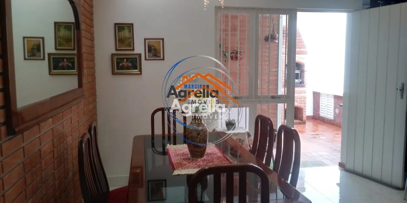 Casa com 3 quartos à venda, 242m2 em Mogi Mirim - SP - imagem 6 Foto 6 de Casa com 3 quartos à venda, 242m2 em Mogi Mirim - SP