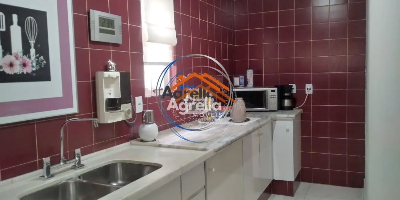 Casa com 3 quartos à venda, 242m2 em Mogi Mirim - SP - imagem 3 Foto 3 de Casa com 3 quartos à venda, 242m2 em Mogi Mirim - SP