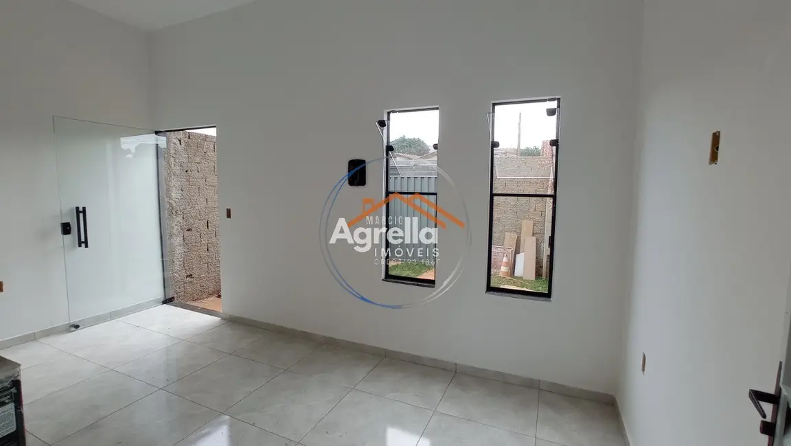 Foto 2 de Casa com 2 quartos à venda, 58m2 em Vila Paraíso, Mogi Guacu - SP