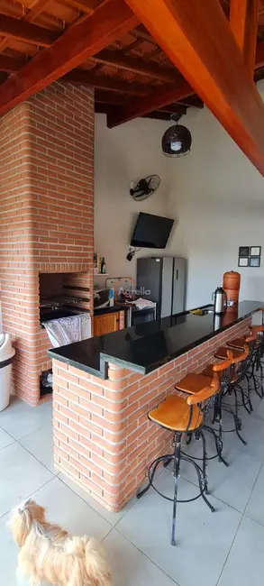 Foto 2 de Casa com 4 quartos à venda, 155m2 em Parque das Laranjeiras, Mogi Mirim - SP