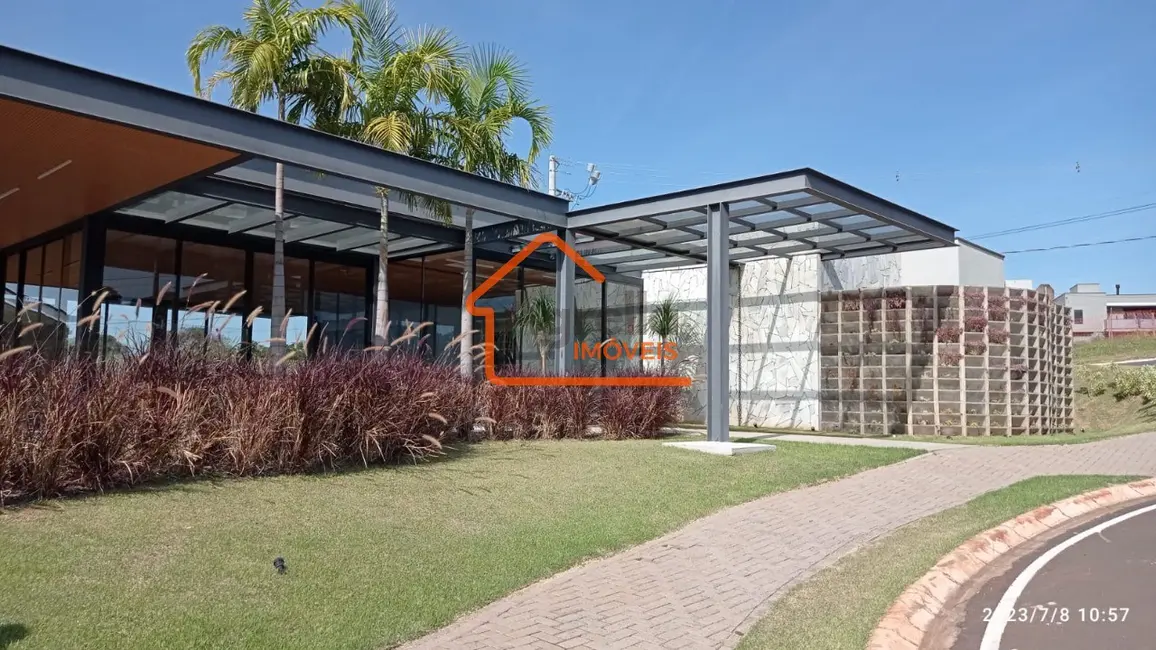 Foto 1 de Terreno / Lote à venda, 318m2 em Mogi Mirim - SP