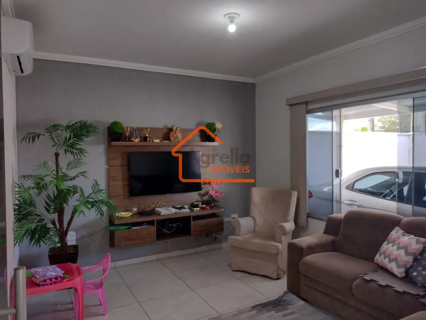 Foto 3 de Casa com 3 quartos à venda, 110m2 em Aterrado, Mogi Mirim - SP