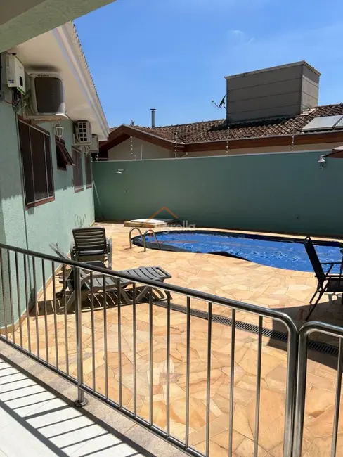 Foto 1 de Casa com 3 quartos à venda, 232m2 em Jardim Murayama, Mogi Mirim - SP