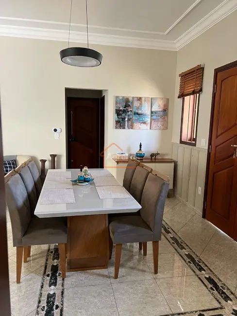 Foto 6 de Casa com 3 quartos à venda, 232m2 em Jardim Murayama, Mogi Mirim - SP