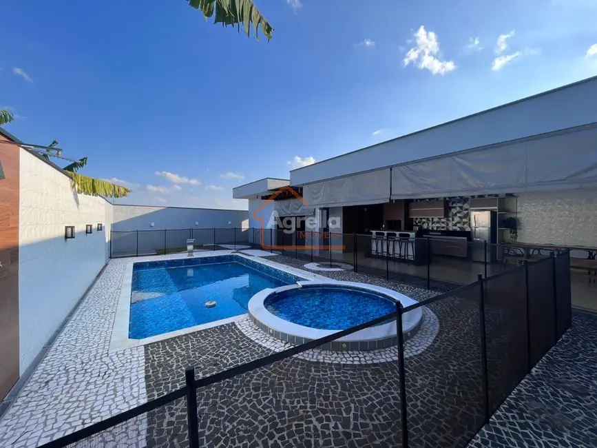 Foto 5 de Casa com 4 quartos à venda, 300m2 em Parque Residencial Cambuí, Mogi Guacu - SP