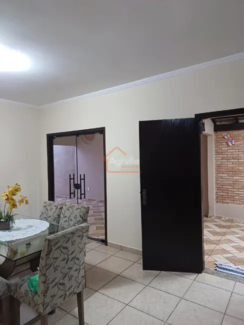 Foto 4 de Casa com 3 quartos à venda, 145m2 em Mogi Guacu - SP