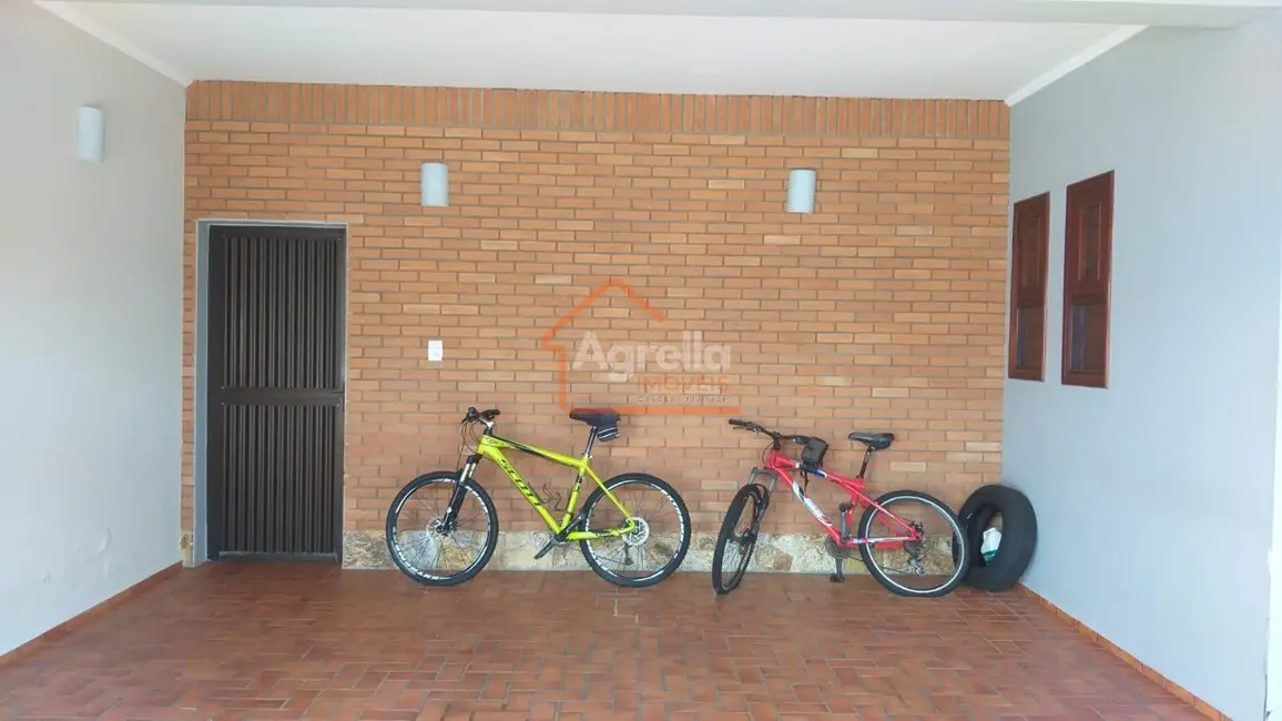 Foto 6 de Casa com 3 quartos à venda, 316m2 em Vila Bianchi, Mogi Mirim - SP