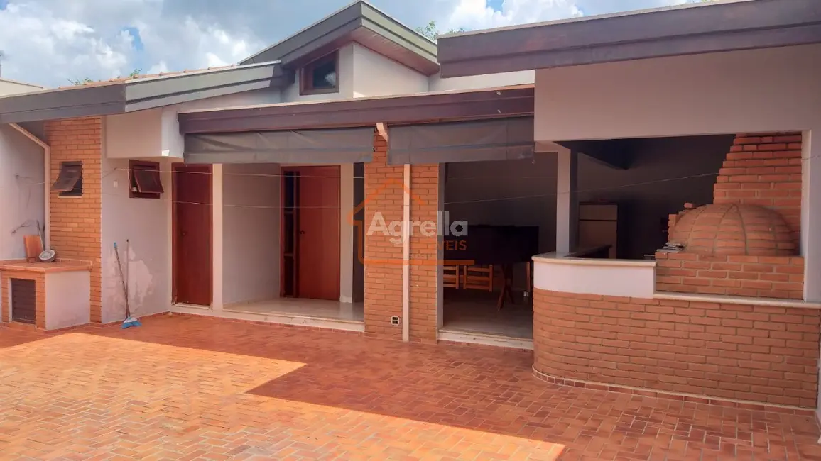 Foto 1 de Casa com 3 quartos à venda, 316m2 em Vila Bianchi, Mogi Mirim - SP