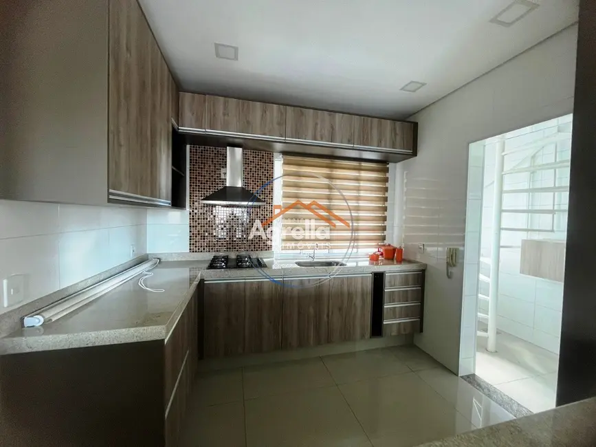 Foto 1 de Apartamento com 3 quartos à venda e para alugar, 160m2 em Mogi Guacu - SP