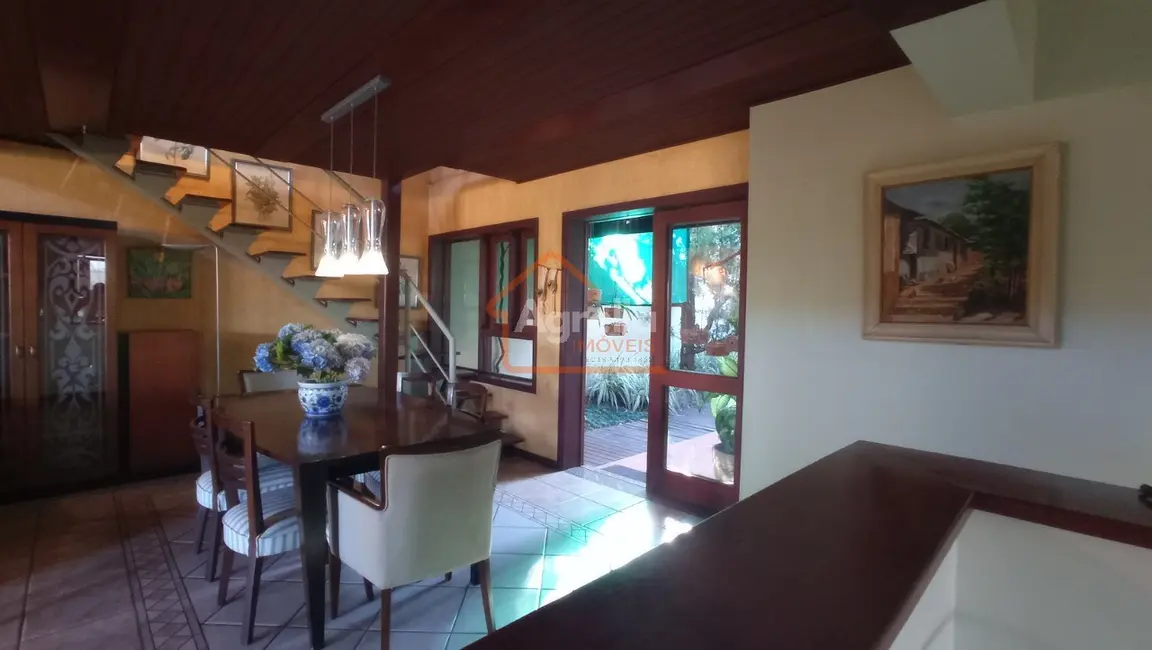 Foto 3 de Casa com 3 quartos à venda, 186m2 em Centro, Mogi Mirim - SP