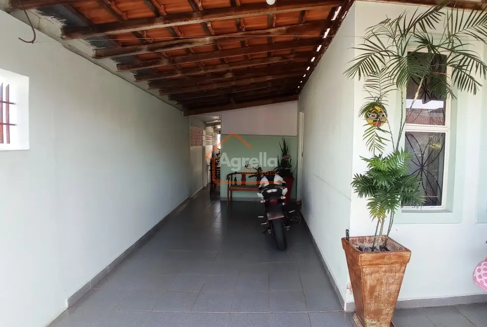 Foto 3 de Casa com 2 quartos à venda, 122m2 em Jardim Novo Itacolomi, Mogi Guacu - SP