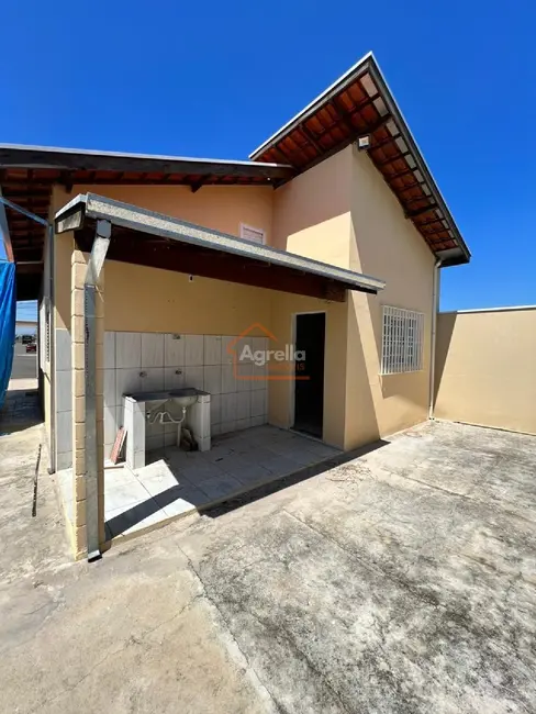 Foto 2 de Casa com 2 quartos à venda, 54m2 em Mogi Guacu - SP