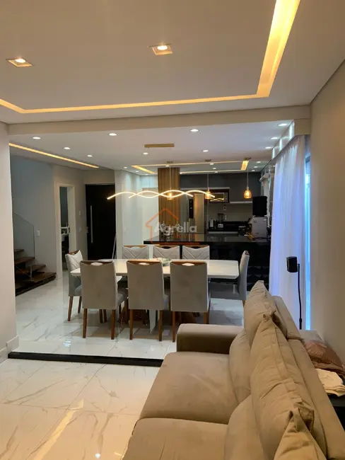 Foto 5 de Casa de Condomínio com 4 quartos à venda, 193m2 em Mogi Guacu - SP