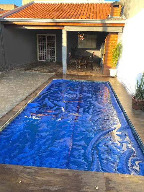 Foto 1 de Casa com 2 quartos à venda, 70m2 em Jardim Suécia, Mogi Guacu - SP