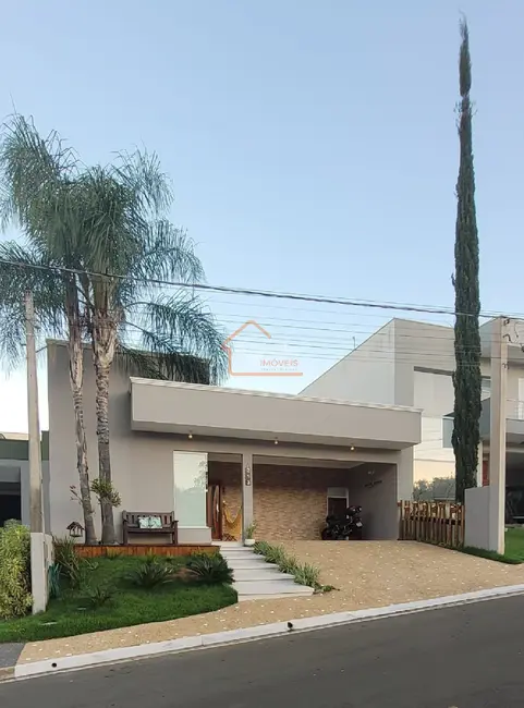 Foto 1 de Casa de Condomínio com 3 quartos à venda, 147m2 em Mogi Guacu - SP