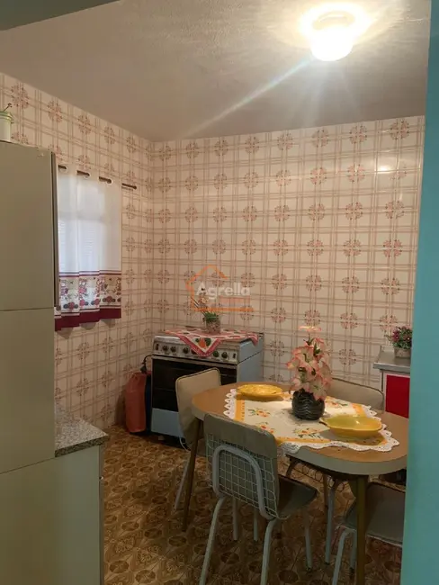 Foto 8 de Casa com 4 quartos à venda, 200m2 em Jardim Santo Antônio, Mogi Guacu - SP