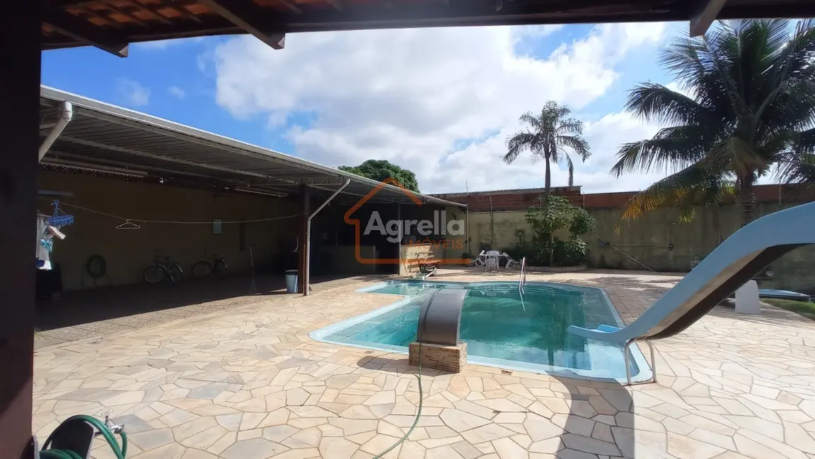 Foto 5 de Chácara com 3 quartos à venda, 1044m2 em Jardim Flamboyant, Mogi Mirim - SP