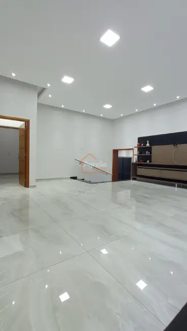 Foto 3 de Casa com 4 quartos à venda, 263m2 em Jardim Bi-Centenário, Mogi Mirim - SP