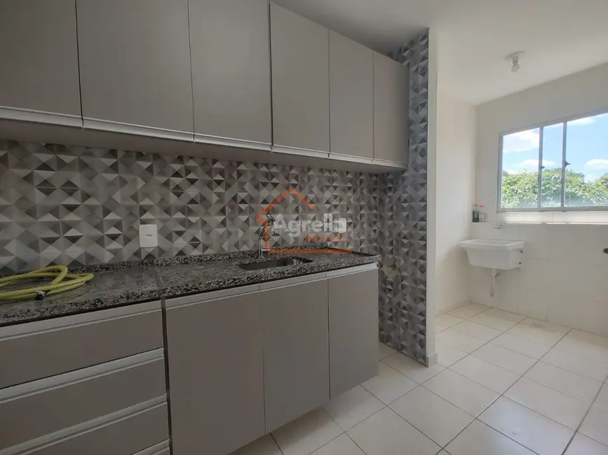Foto 2 de Apartamento com 2 quartos à venda, 65m2 em Mogi Mirim - SP