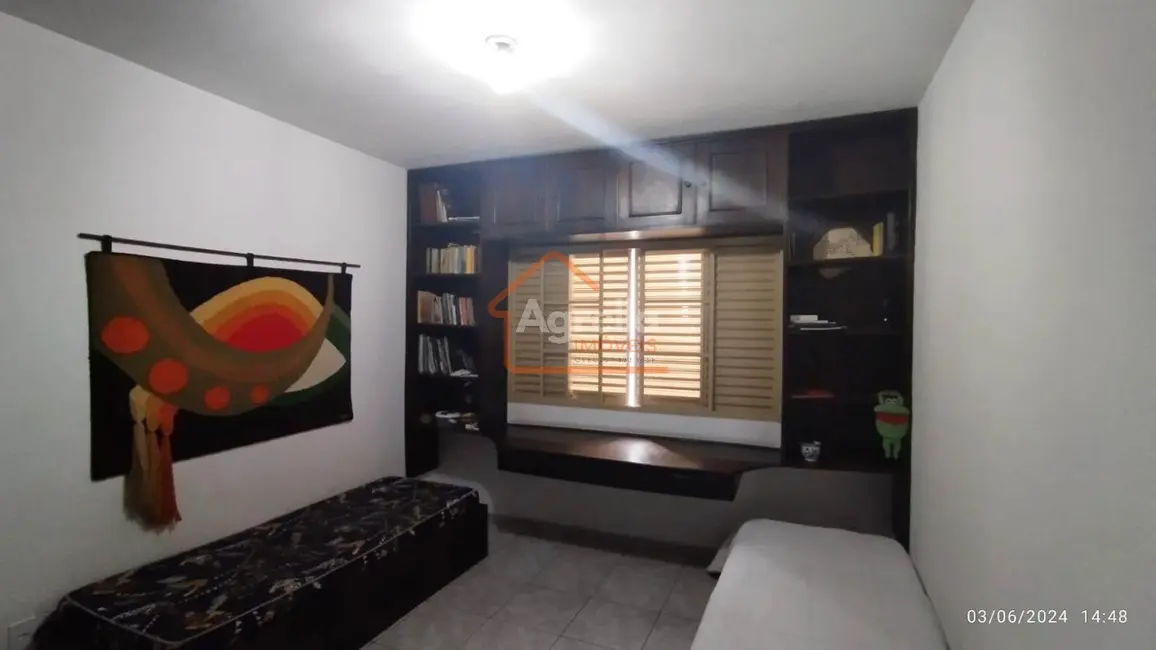 Foto 1 de Casa com 3 quartos à venda, 130m2 em Santa Cruz, Mogi Mirim - SP