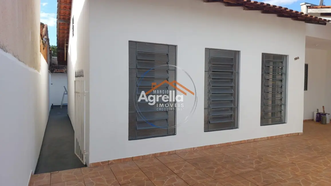 Foto 1 de Casa com 2 quartos à venda, 75m2 em Mogi Guacu - SP