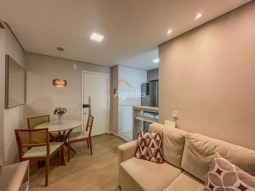 Foto 2 de Apartamento com 2 quartos à venda, 52m2 em Mogi Mirim - SP