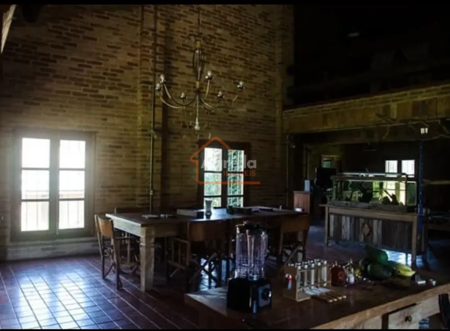 Foto 2 de Chácara com 2 quartos à venda, 327m2 em Chácara São Marcelo, Mogi Mirim - SP