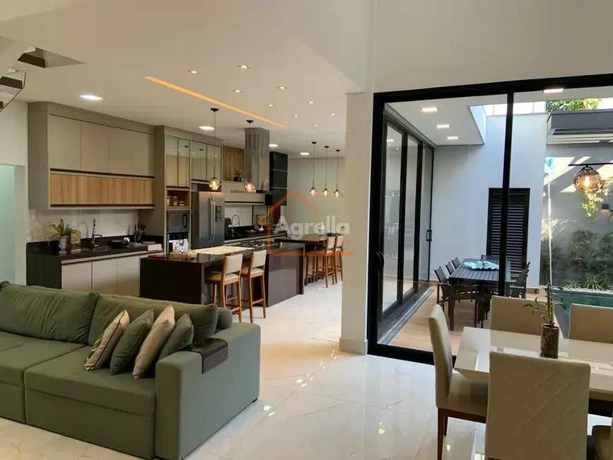 Casa de Condomínio com 4 quartos à venda, 242m2 em Mogi Guacu - SP - imagem 3 Foto 3 de Casa de Condomínio com 4 quartos à venda, 242m2 em Mogi Guacu - SP