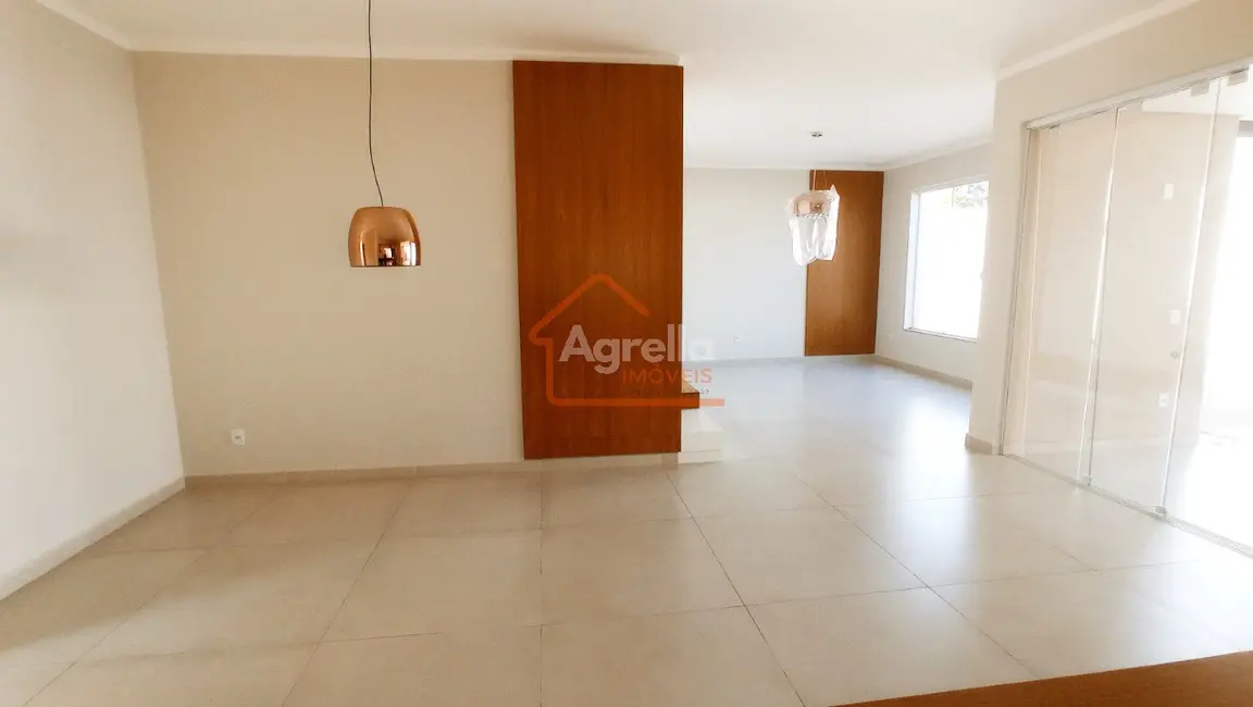 Foto 9 de Casa de Condomínio com 3 quartos à venda, 263m2 em Condomínio Residencial dos Jequitibás, Mogi Mirim - SP