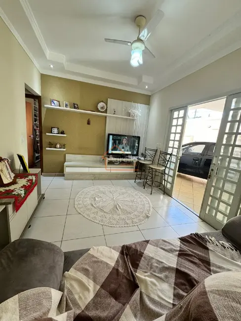 Foto 1 de Casa com 3 quartos à venda, 151m2 em Parque dos Eucaliptos II, Mogi Guacu - SP
