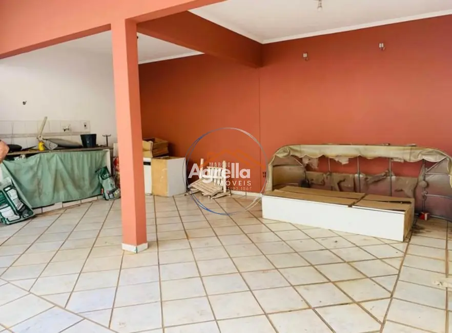 Foto 8 de Casa com 3 quartos à venda, 300m2 em Jardim Brasília, Mogi Mirim - SP