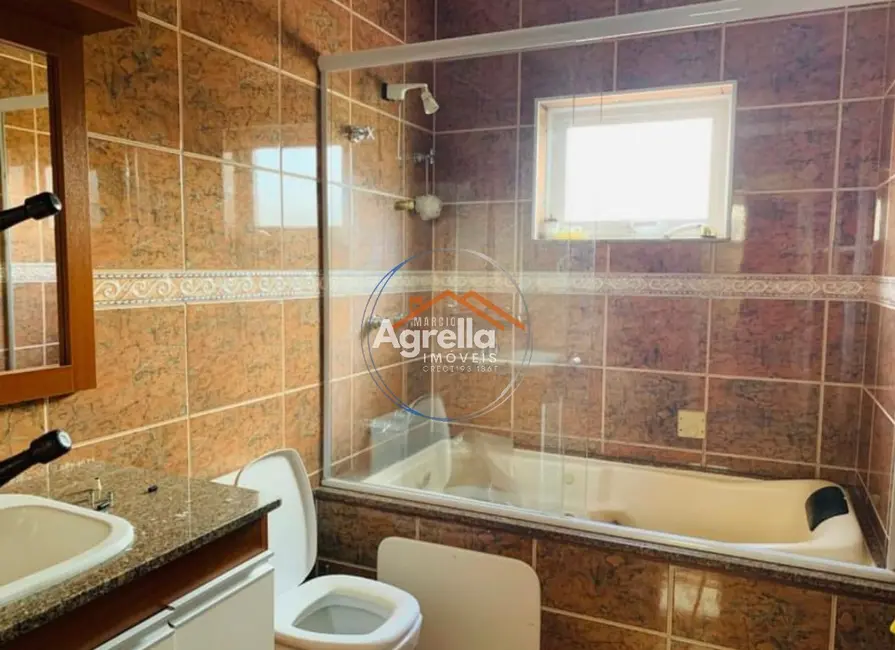 Foto 9 de Casa com 3 quartos à venda, 300m2 em Jardim Brasília, Mogi Mirim - SP