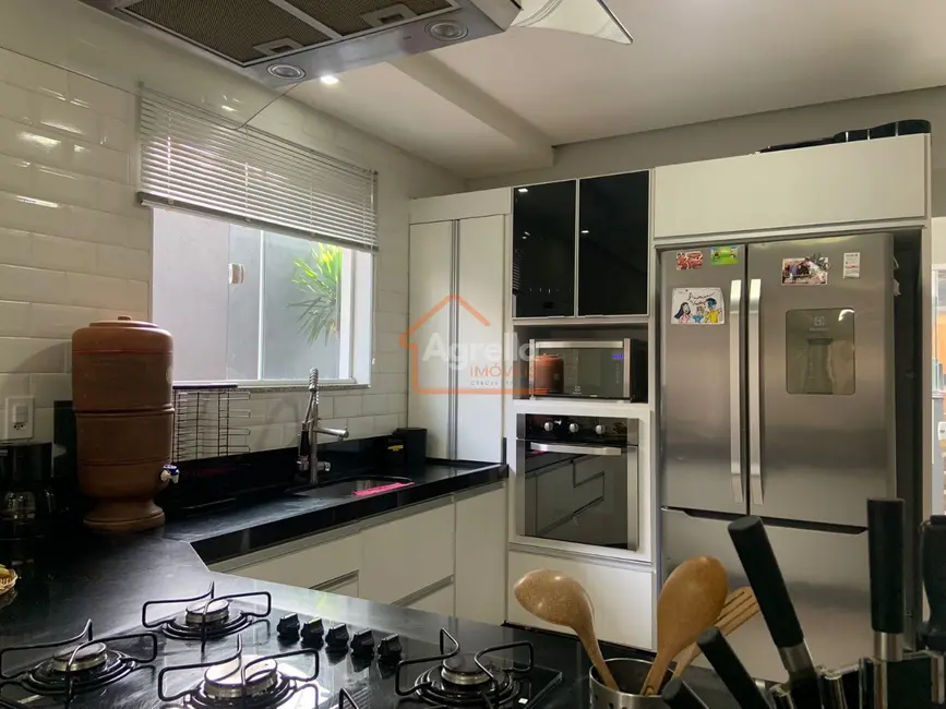 Foto 8 de Casa com 3 quartos à venda, 200m2 em Chácara do Ouro, Mogi Guacu - SP