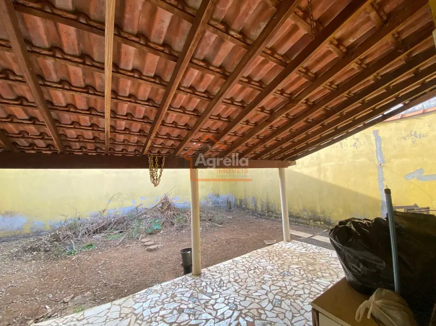 Foto 4 de Casa com 3 quartos à venda, 100m2 em Vila Santa Luzia, Mogi Mirim - SP
