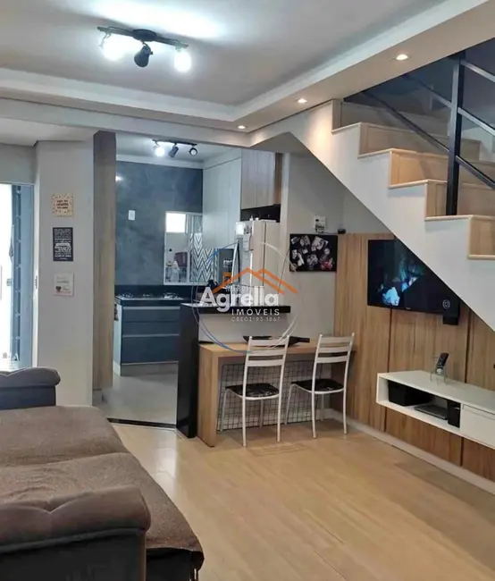 Foto 1 de Casa com 2 quartos à venda, 51m2 em Mogi Guacu - SP