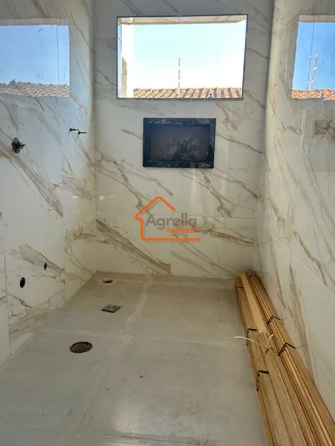 Foto 3 de Casa com 3 quartos à venda, 195m2 em Jardim Bela Vista, Mogi Mirim - SP