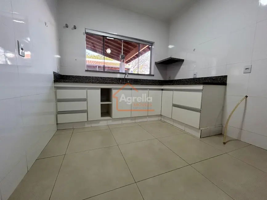 Foto 6 de Casa com 3 quartos à venda, 189m2 em Jardim Aurora, Mogi Mirim - SP