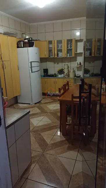 Foto 8 de Casa com 3 quartos à venda, 167m2 em Jardim Santa Maria II, Mogi Guacu - SP