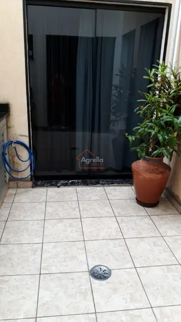 Foto 2 de Casa de Condomínio com 4 quartos à venda, 246m2 em Mogi Guacu - SP