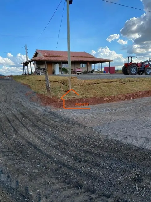 Sítio / Rancho com 2 quartos à venda, 200m2 em Área Rural de Itapira, Itapira - SP - imagem 7 Foto 7 de Sítio / Rancho com 2 quartos à venda, 200m2 em Área Rural de Itapira, Itapira - SP