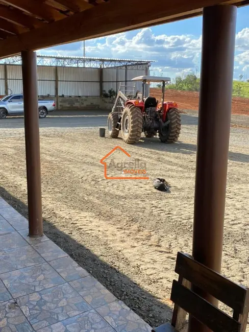 Sítio / Rancho com 2 quartos à venda, 200m2 em Área Rural de Itapira, Itapira - SP - imagem 6 Foto 6 de Sítio / Rancho com 2 quartos à venda, 200m2 em Área Rural de Itapira, Itapira - SP