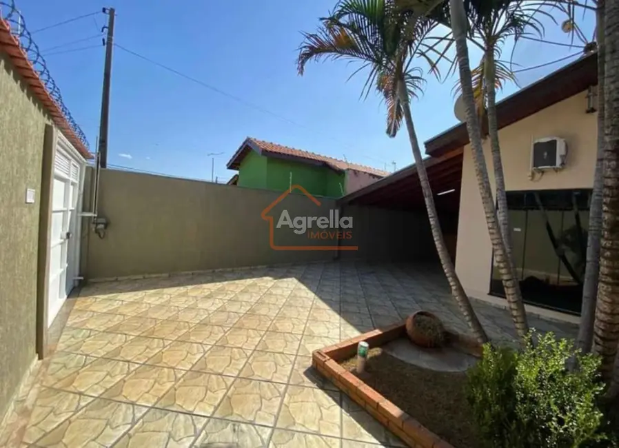 Foto 2 de Casa com 2 quartos à venda, 90m2 em Mogi Guacu - SP