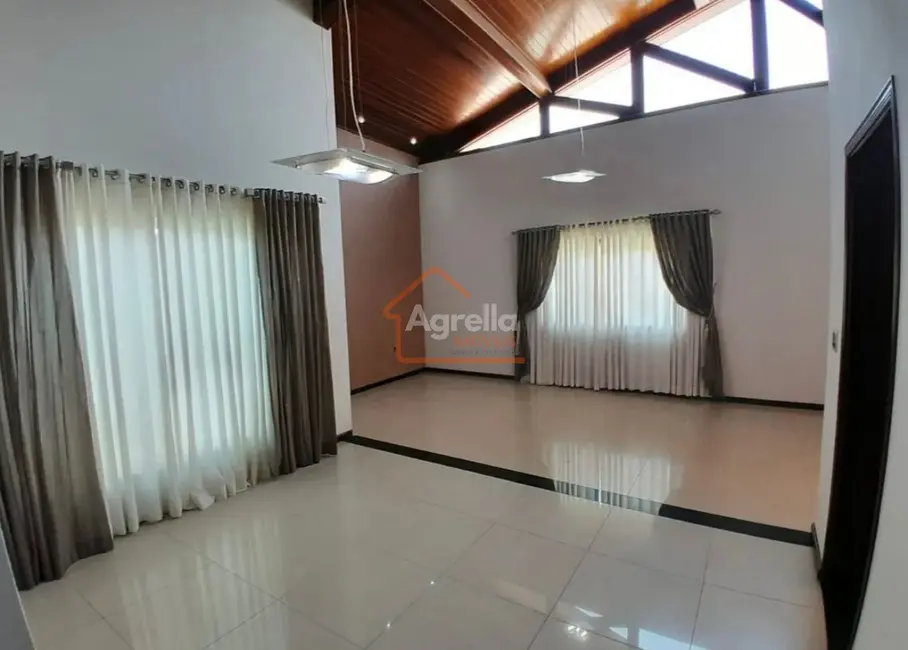 Foto 5 de Casa com 4 quartos à venda, 324m2 em Parque Guainco, Mogi Guacu - SP